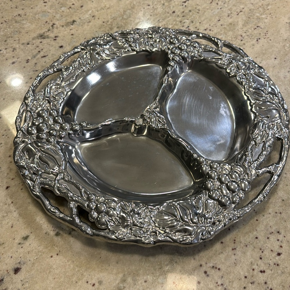 Arthur Court grape collection 3 section tray